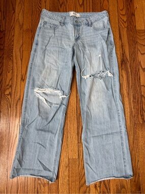 Hollister Light Blue Low-Rise Baggy Jeans Sz 31L